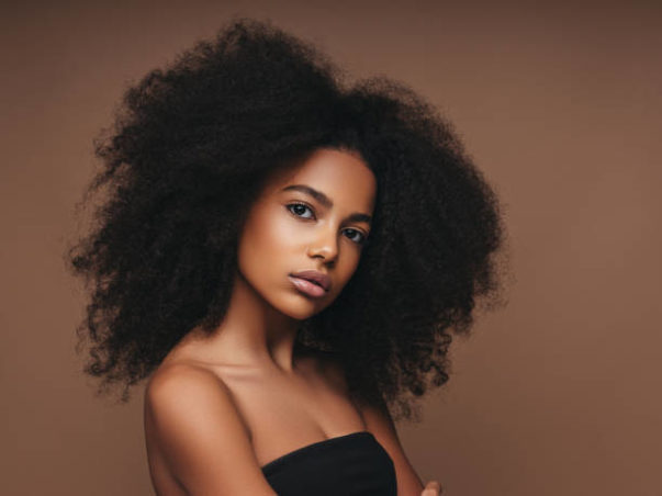 7 Natural Ways To Make Your Hair Thicker – African Vibes