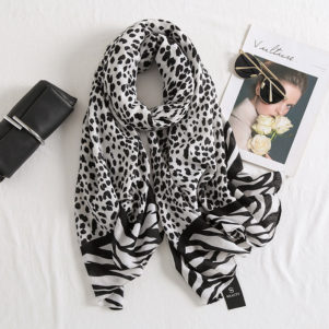 Contrast Square Leopard Scarf for Women