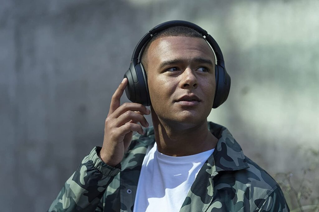 15 Black Friday Deals That Will Get Your Dad Emotional 6 Sony WH-1000XM4 Wireless Headphones