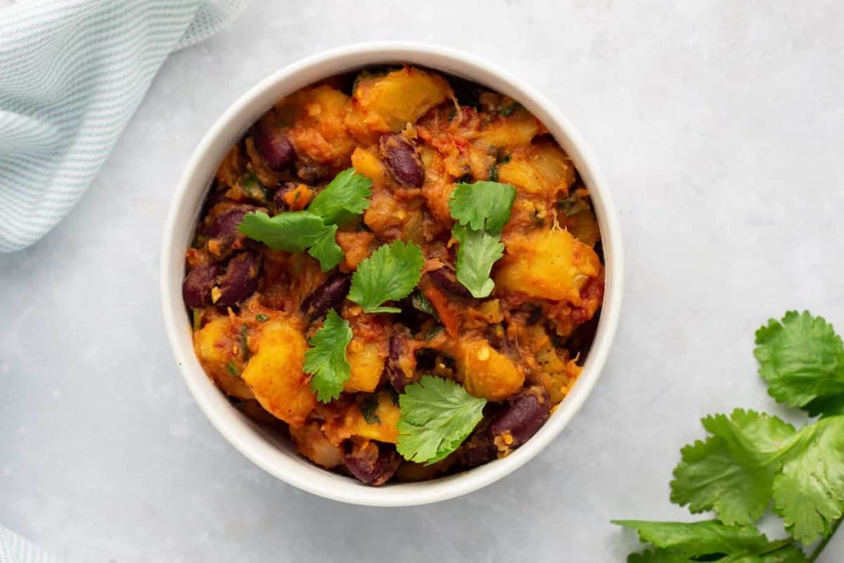 13 Popular African Foods You Cannot Miss In Each Region 12 Matoke With Beans