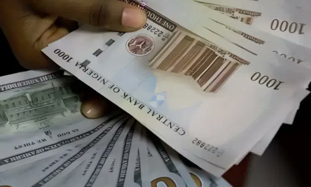 spraying money in Nigerian culture