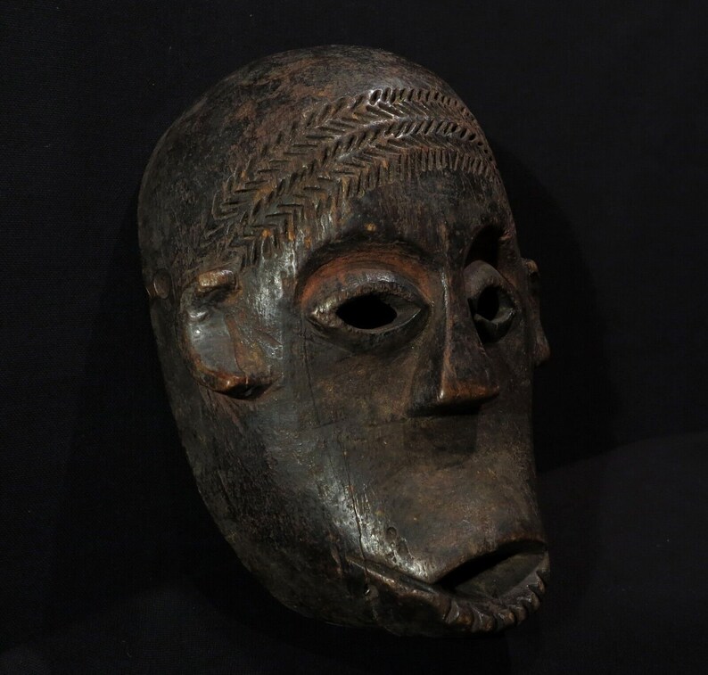 Old Ngbaka Initiation Mask